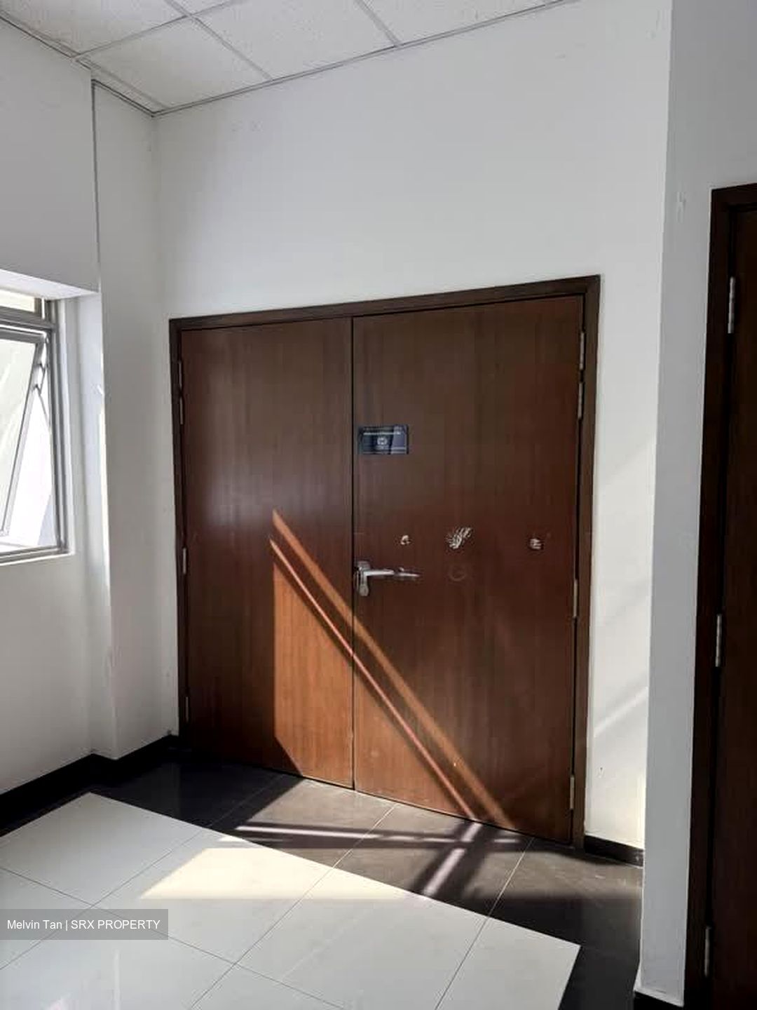 Jean Yip Building (D14), Factory #605337551
